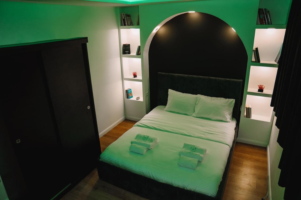 Green Apartments Prishtina Prishtine Bagian luar foto